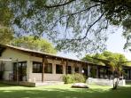 Contemporary villa with exotic garden, pool and jacuzzi. 5 bedrooms to sleep 11 (MONT194GN)