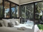 Contemporary villa with exotic garden, pool and jacuzzi. 5 bedrooms to sleep 11 (MONT194GN)