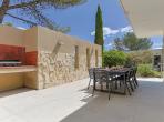 Luxury Villa with Indoor & Outdoor Pools near Montpellier. 6 bedrooms to sleep 12 (MONT193GN)