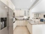 Luxury 4 bedroom holiday villa with private pool in Algarve Portugal (PV3029)