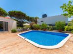 Luxury 4 bedroom holiday villa with private pool in Algarve Portugal (PV3029)