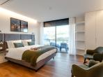 Luxury 5 bedroom holiday villa with private pool in Douro Valley Portugal (PV3030)