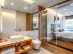 Luxury 5 bedroom holiday villa with private pool in Douro Valley Portugal (PV3030)