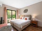 Luxury 5 bedroom holiday villa with private pool in Algarve Portugal (PV3031)