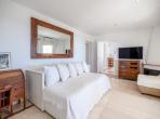 Luxury 4 bedroom holiday villa with private pool in Mallorca Spain (PV2962)