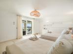 Luxury 4 bedroom holiday villa with private pool in Mallorca Spain (PV2962)