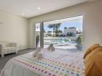 Luxury 4 bedroom holiday villa with private pool in Lisbon & coast Portugal (PV3032)