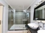 Luxury 4 bedroom holiday villa with private pool in Algarve Portugal (PV1154)