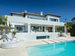 Luxury 5 bedroom holiday villa with private pool in Costa del Sol Spain (PV3034)