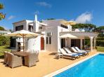 Luxury 4 bedroom holiday villa with private pool in Algarve Portugal (PV3035)