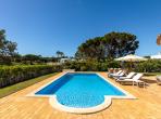Luxury 4 bedroom holiday villa with private pool in Algarve Portugal (PV3035)