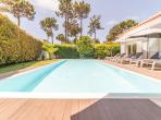 Luxury 5 bedroom holiday villa with private pool in Lisbon & coast Portugal (PV3036)