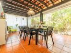Luxury 5 bedroom holiday villa with private pool in Lisbon & coast Portugal (PV3036)