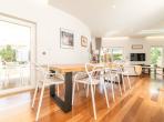 Luxury 5 bedroom holiday villa with private pool in Lisbon & coast Portugal (PV3036)
