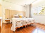 Luxury 5 bedroom holiday villa with private pool in Lisbon & coast Portugal (PV3036)
