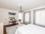 Luxury 4 bedroom holiday villa with private pool in Algarve Portugal (PV3037)