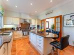 Luxury 5 bedroom holiday villa with private pool in Algarve Portugal (PV3038)