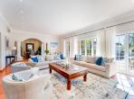 Luxury 5 bedroom holiday villa with private pool in Algarve Portugal (PV3038)