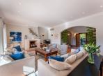 Luxury 5 bedroom holiday villa with private pool in Algarve Portugal (PV3038)