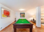 Luxury 5 bedroom holiday villa with private pool in Algarve Portugal (PV3038)
