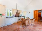 Luxury 5 bedroom holiday villa with private pool in Algarve Portugal (PV3038)