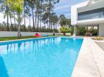 Luxury 4 bedroom holiday villa with private pool in Lisbon & coast Portugal (PV3040)