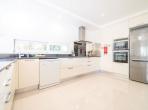 Luxury 4 bedroom holiday villa with private pool in Lisbon & coast Portugal (PV3040)