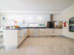 Luxury 4 bedroom holiday villa with private pool in Lisbon & coast Portugal (PV3040)
