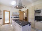 Luxury 4 bedroom holiday villa with private pool in Algarve Portugal (PV452)