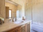 Luxury 4 bedroom holiday villa with private pool in Algarve Portugal (PV452)