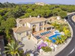Luxury 4 bedroom holiday villa with private pool in Algarve Portugal (PV452)